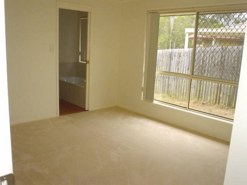 3 Totara St, Narangba QLD 4504
