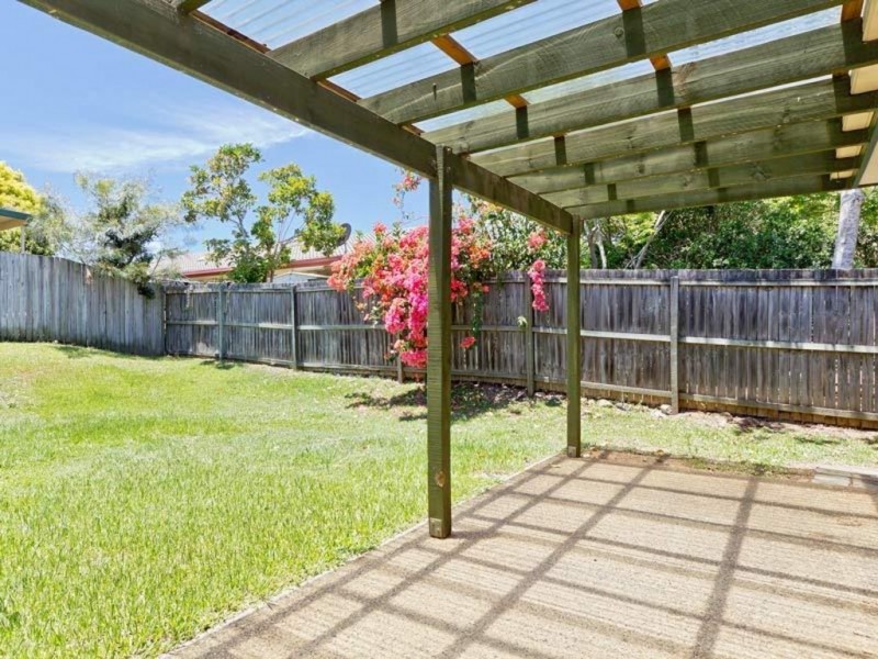 2 Byron CourT, Kallangur QLD 4503