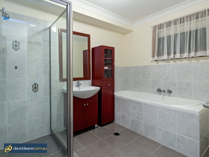 46 Washbrook Cres, Petrie QLD 4502