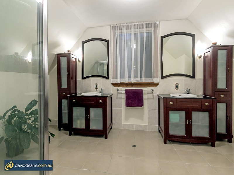 46 Washbrook Cres, Petrie QLD 4502