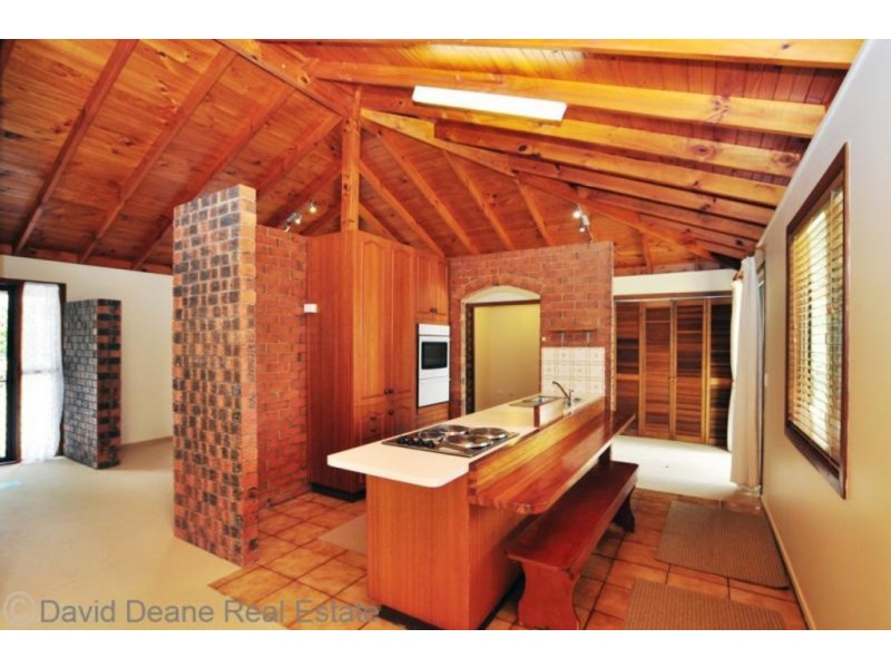 21 Pymble Ave, Petrie QLD 4502