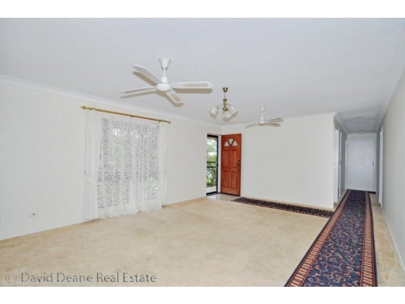 1 Colonial Drive, Lawnton QLD 4501