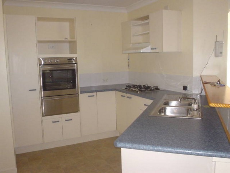 33 Washbrook Crescent, Petrie QLD 4502