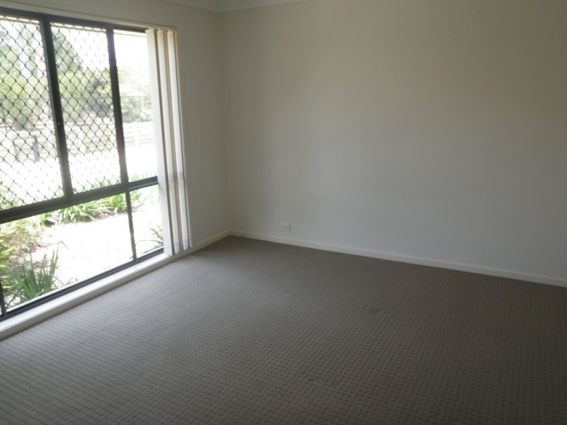 3/3 Tamari Place, Petrie QLD 4502