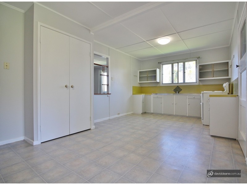 10 Petrie Street, Petrie QLD 4502