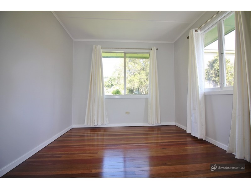 10 Petrie Street, Petrie QLD 4502