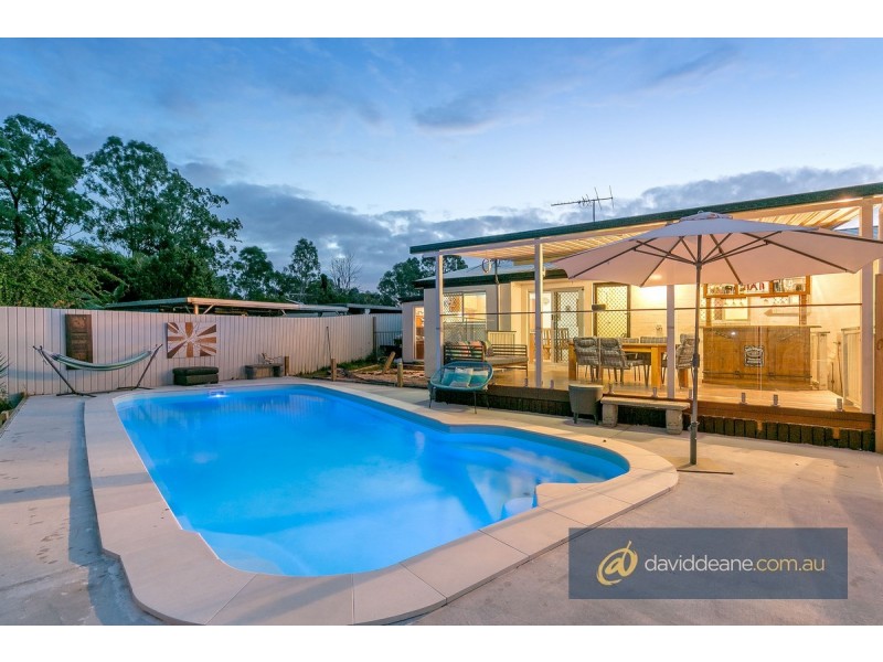 8 Brundrit Court, Morayfield QLD 4506