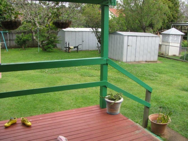 2 Brown Street, Lawnton QLD 4501