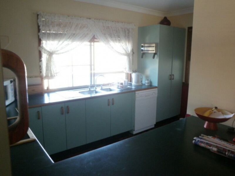 9 Garden Tce, Kallangur QLD 4503