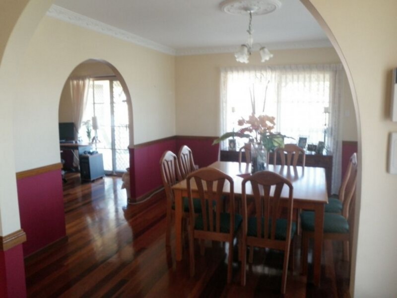 9 Garden Tce, Kallangur QLD 4503