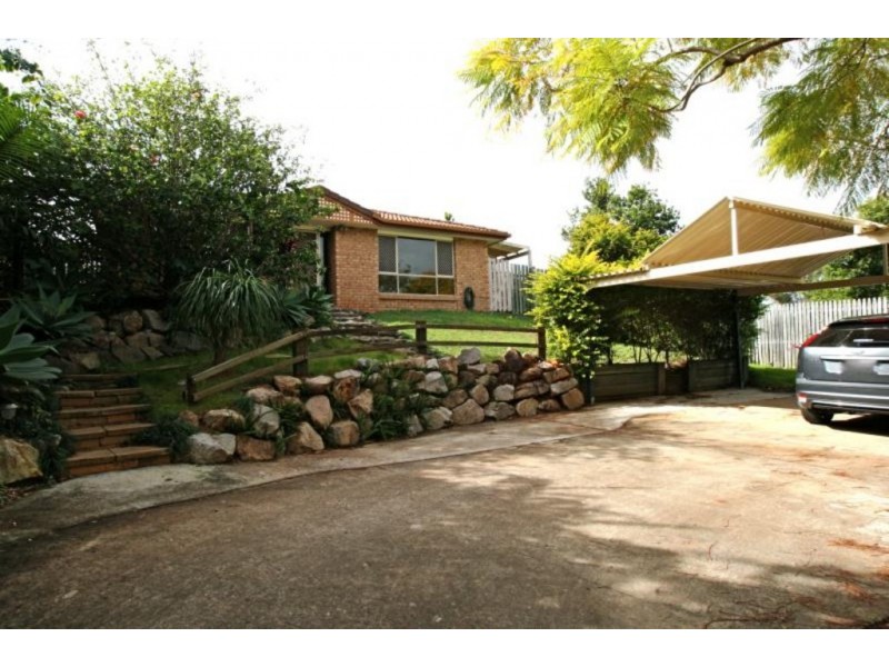 4 Frangipani Court, Kallangur QLD 4503