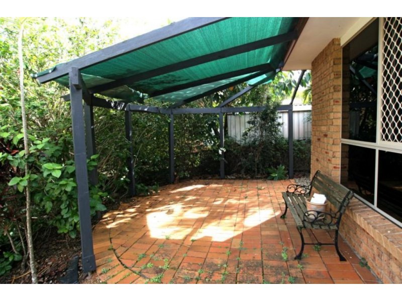 4 Frangipani Court, Kallangur QLD 4503