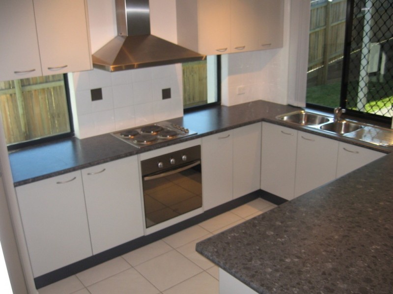 14 Nicola Street, Warner QLD 4500