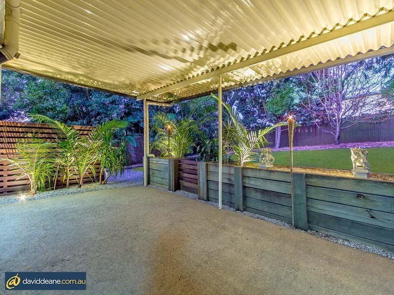 27 Melinda St, Kallangur QLD 4503