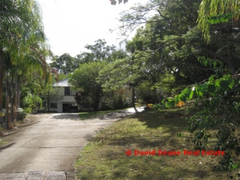 19 Armstrong Street, Petrie QLD 4502