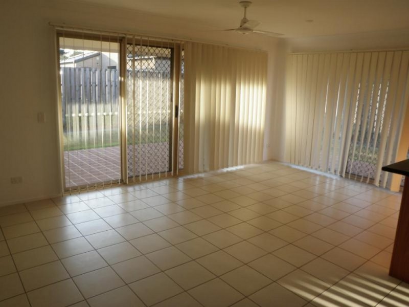 23 Diamond Ave, Kallangur QLD 4503