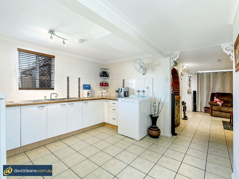 46 Bells Pocket Rd, Strathpine QLD 4500