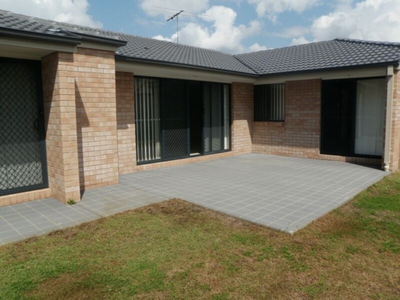 28 Diamond Avenue, Kallangur QLD 4503