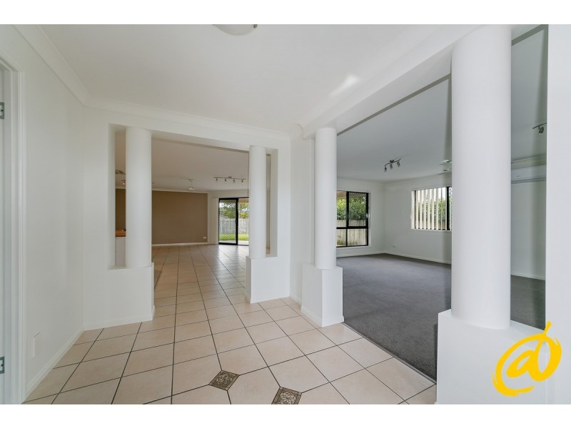 10 Boobook Court, Cashmere QLD 4500