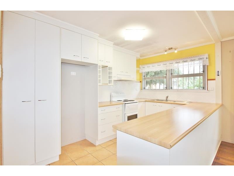 4 Blenheim Street, Strathpine QLD 4500