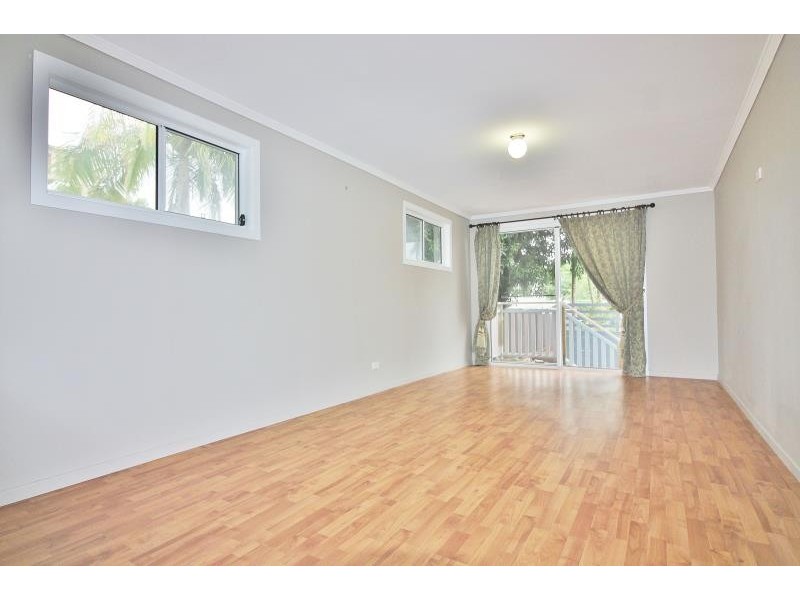 4 Blenheim Street, Strathpine QLD 4500