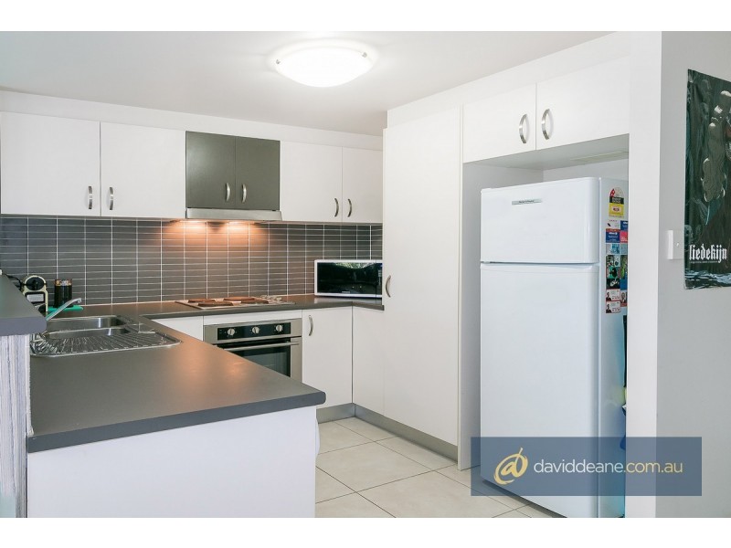 6/24 Armstrong Street, Petrie QLD 4502