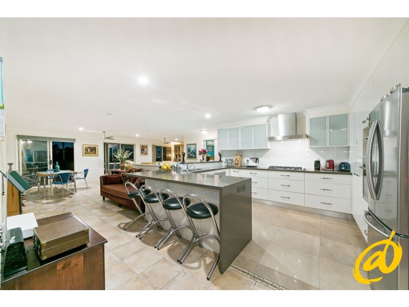 56 Affleck Avenue, Petrie QLD 4502