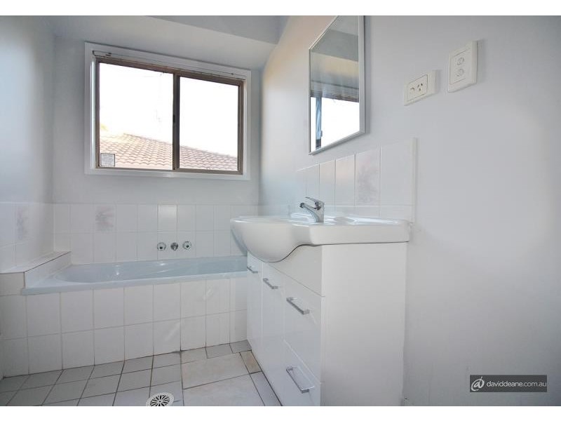 5 Spring Road, Kallangur QLD 4503