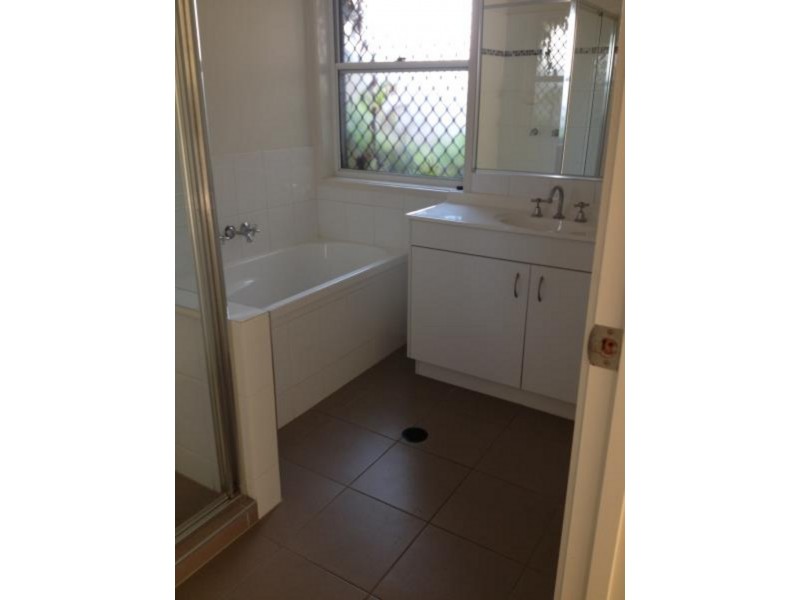 25 Mondial DRIVE, Warner QLD 4500