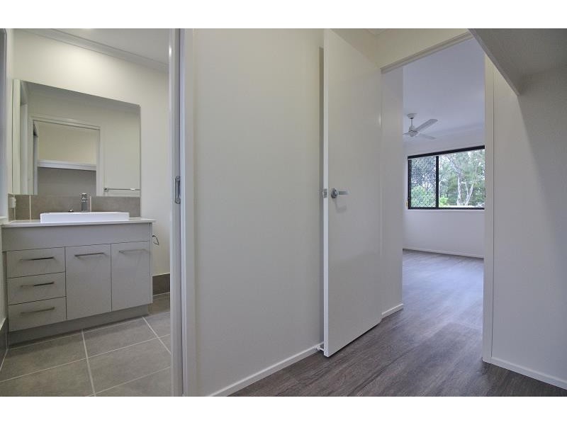 2/3 Butcher Avenue, Lawnton QLD 4501