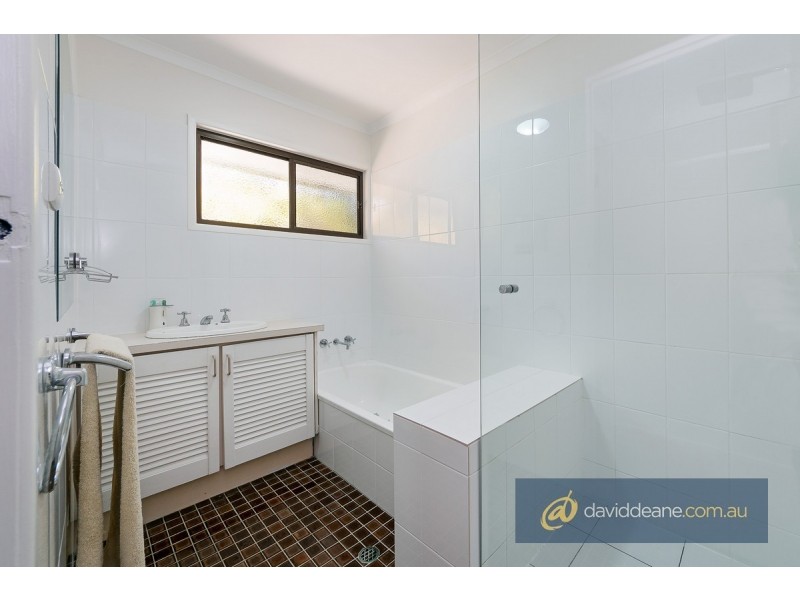 14 Carwell Avenue, Petrie QLD 4502