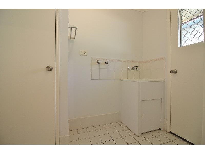 73 Hedge Street, Strathpine QLD 4500