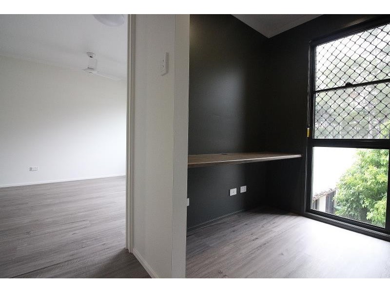 4/3 Butcher Avenue, Lawnton QLD 4501