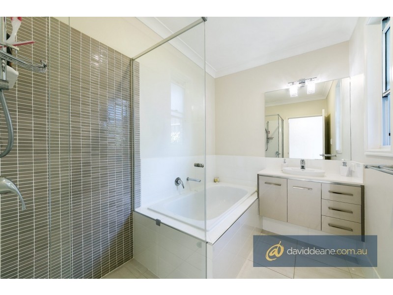 7 Noosa Street, Fitzgibbon QLD 4018