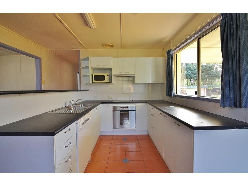 16 Brown Street, Lawnton QLD 4501