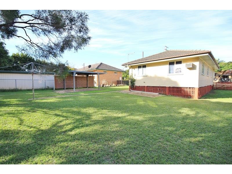 16 Brown Street, Lawnton QLD 4501
