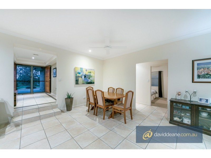 21 Lawson Close, Petrie QLD 4502