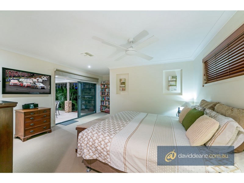 21 Lawson Close, Petrie QLD 4502