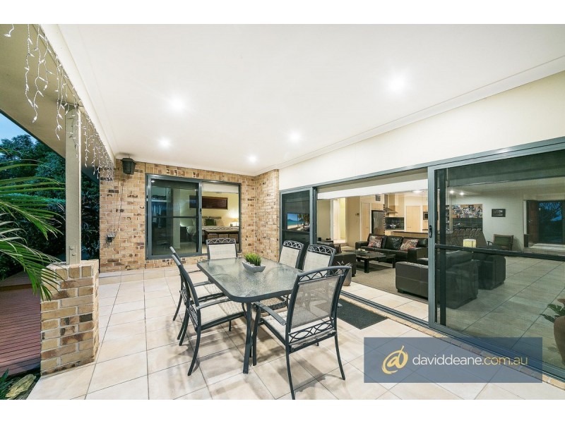 21 Lawson Close, Petrie QLD 4502