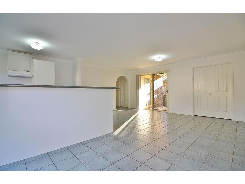 5 Bilinga Place, Kallangur QLD 4503