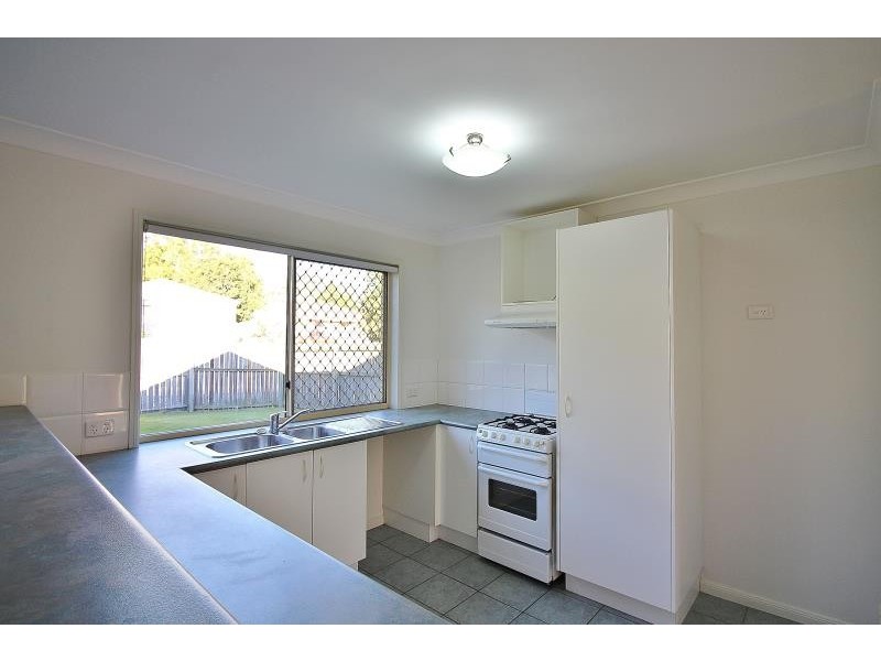 5 Bilinga Place, Kallangur QLD 4503