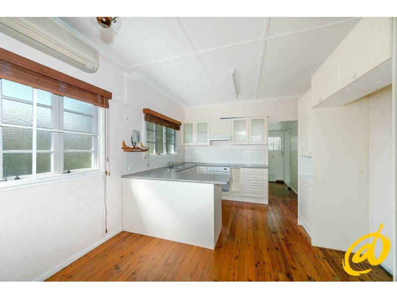 11 Hedge Street, Strathpine QLD 4500