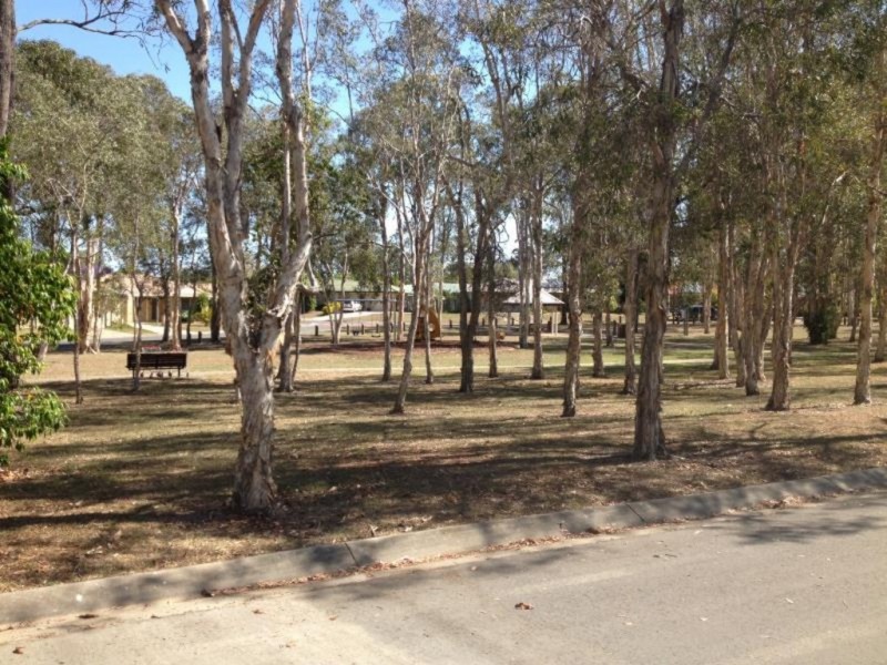 2 Norman Place, Bray Park QLD 4500