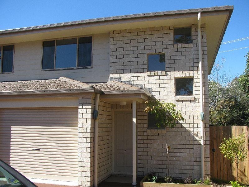 15 Glenmore Grove, Kallangur QLD 4503