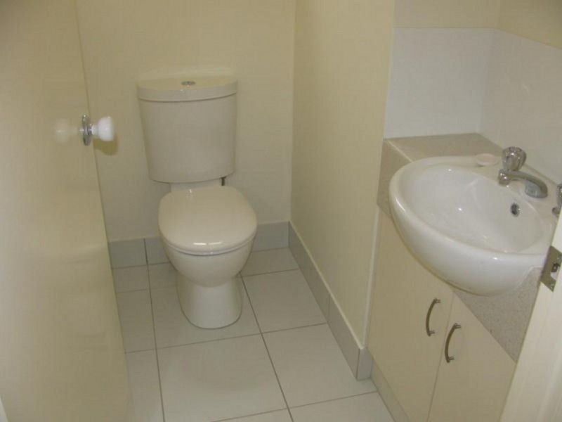 15 Glenmore Grove, Kallangur QLD 4503