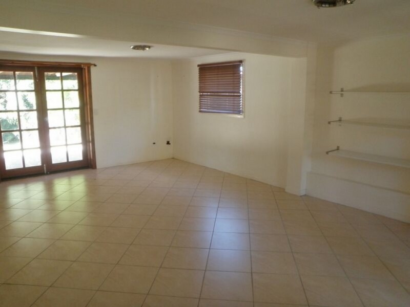 9 Olympus Ct, Eatons Hill QLD 4037