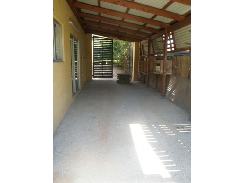 9 Olympus Ct, Eatons Hill QLD 4037