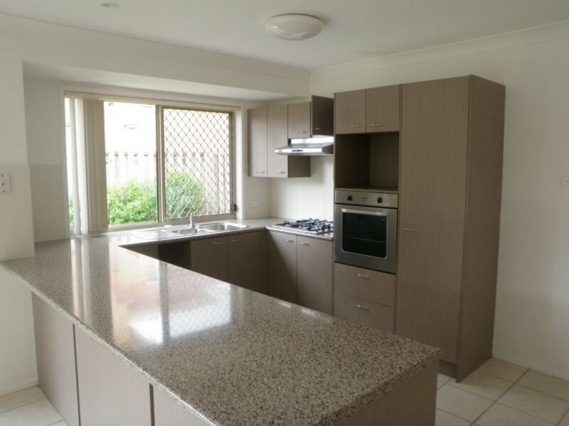 20 Acacia Crescent, Kallangur QLD 4503