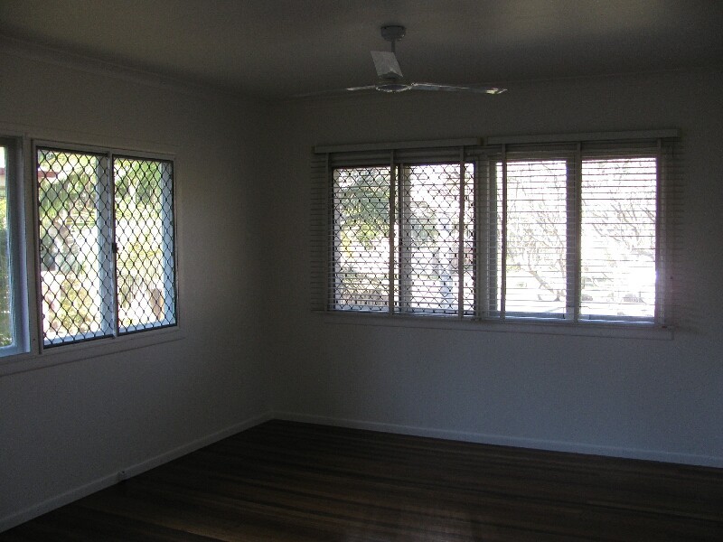 18 Wirraway St, Strathpine QLD 4500