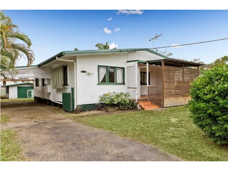 6 Lancaster St, Strathpine QLD 4500